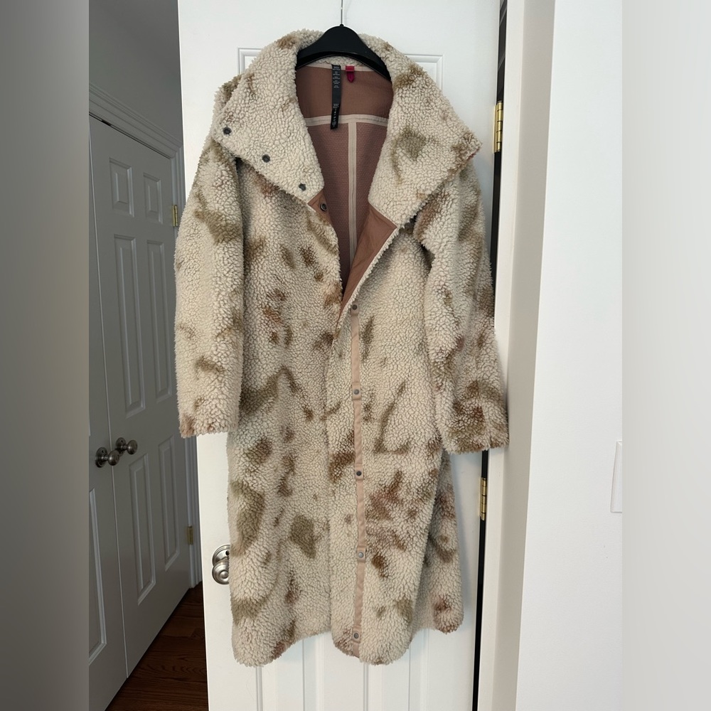 Lululemon long Sherpa coat